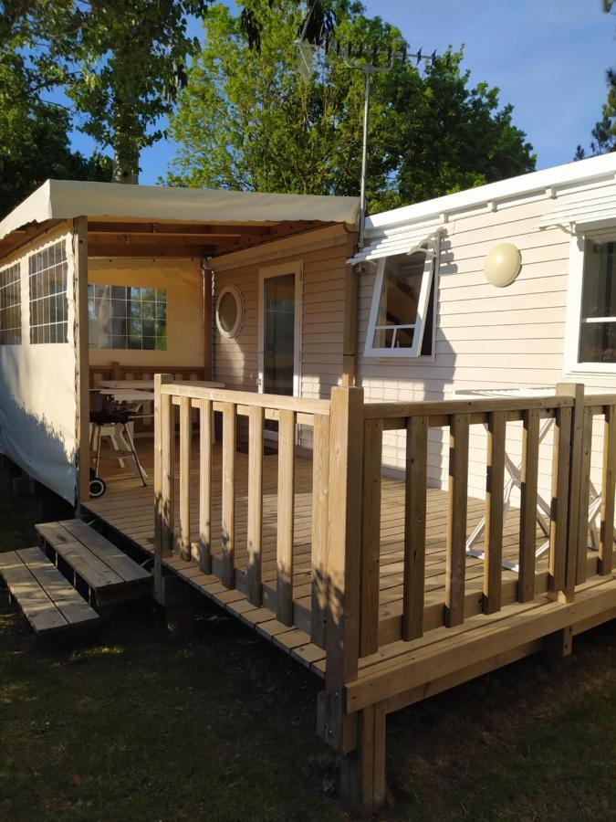 Camping Les Peupliers Hotel Saint-Pere-en-Retz ภายนอก รูปภาพ