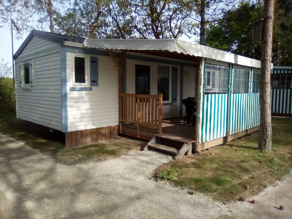 Camping Les Peupliers Hotel Saint-Pere-en-Retz ภายนอก รูปภาพ