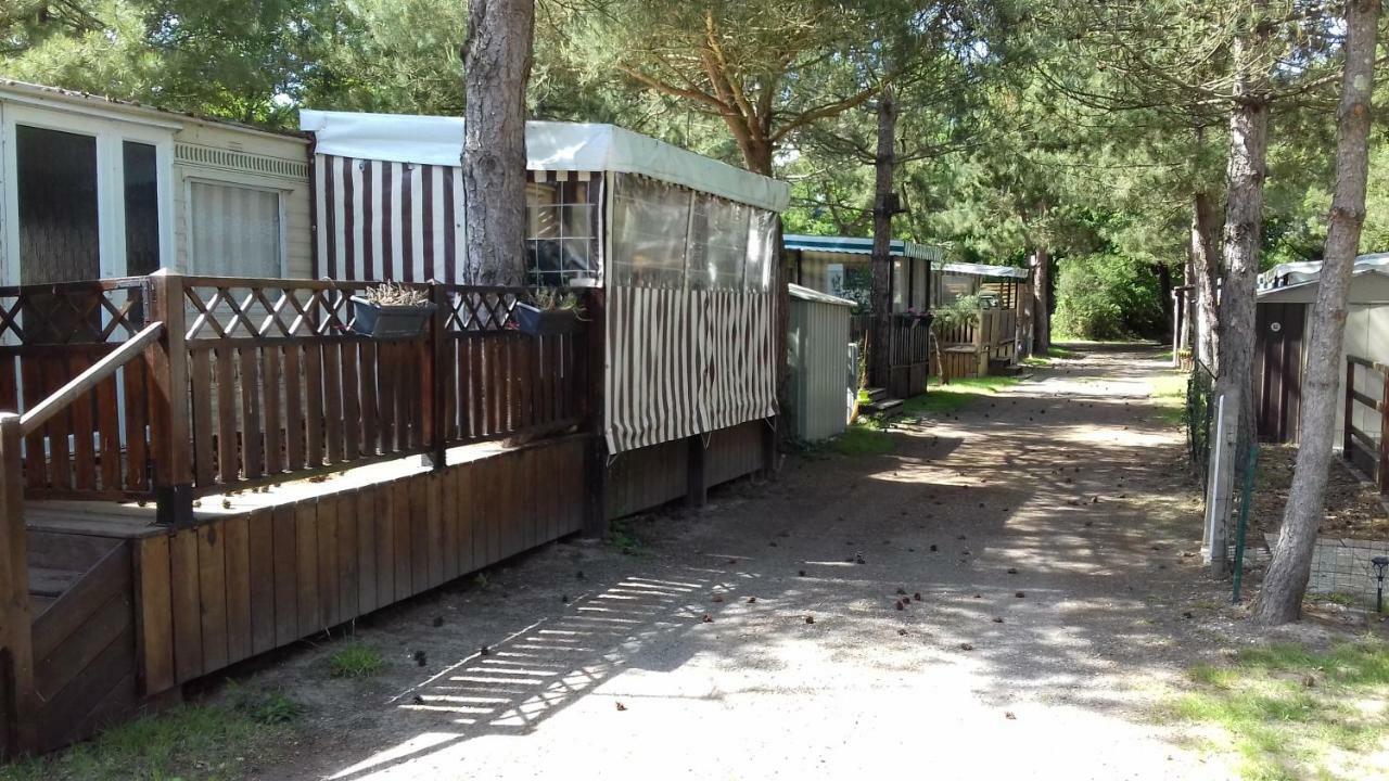 Camping Les Peupliers Hotel Saint-Pere-en-Retz ภายนอก รูปภาพ